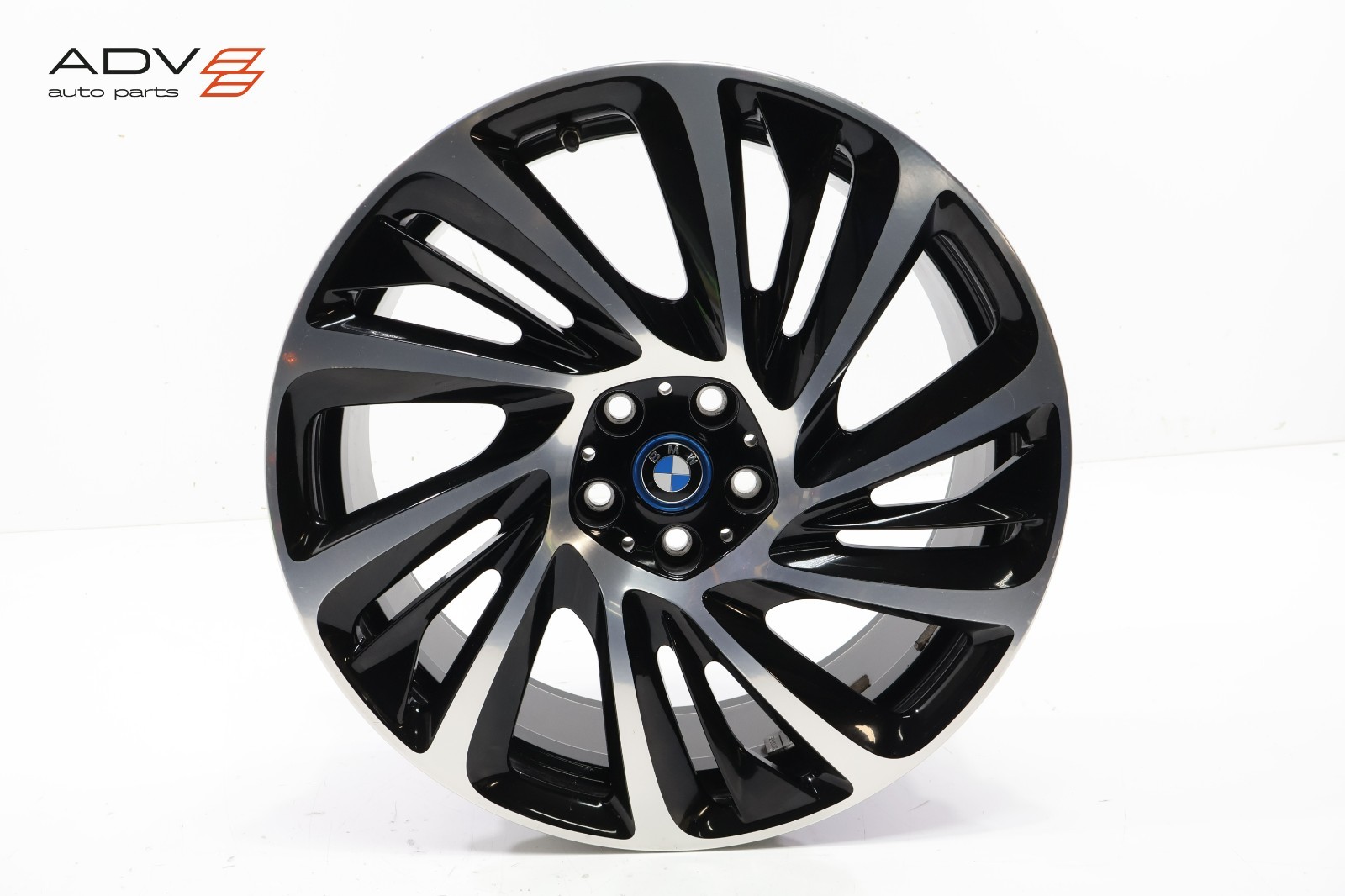2014 - 2020 BMW i8 I12 FRONT RIGHT WHEEL RIM 7.5Jx20 H2 IS 40 & CAP & TPMS OEM