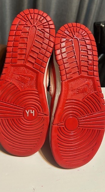 Nike Dunk Low SE GS Valentine’s Day Red Suede Youth 2.5 Classic Athletic image 6