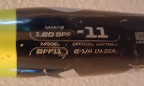 DeMarini Bustos BFF11 Softball Bat 32" 21oz. 2-1/4 In. DIA. - Picture 6 of 7