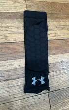 Gameday Under Armour Pro Padded Forearm Sleeve Black XS Hex Heat Gear Football