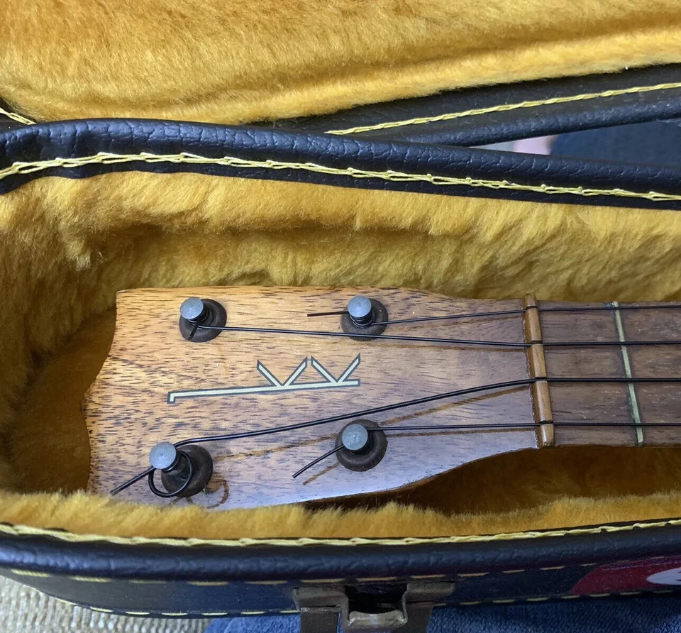 ukelele kamaka vintage (estuche vintage incl.) Foto 4 de 4