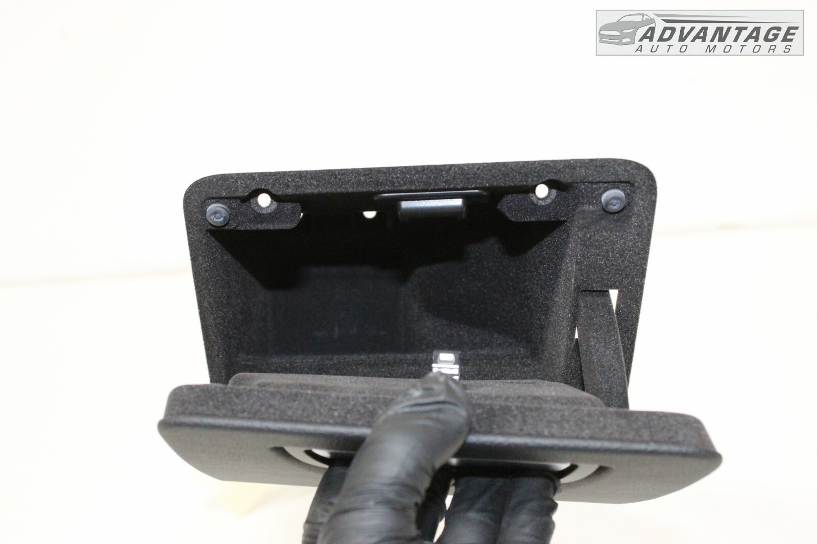 2014-2019 MASERATI GHIBLI FRONT LEFT DASH STORAGE COMPARTMENT GLOVE BOX OEM