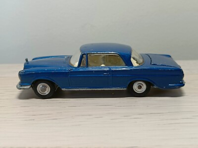 40206 CORGI TOYS / ENGLAND / 253 MERCEDES BENZ COUPE BLEU 1