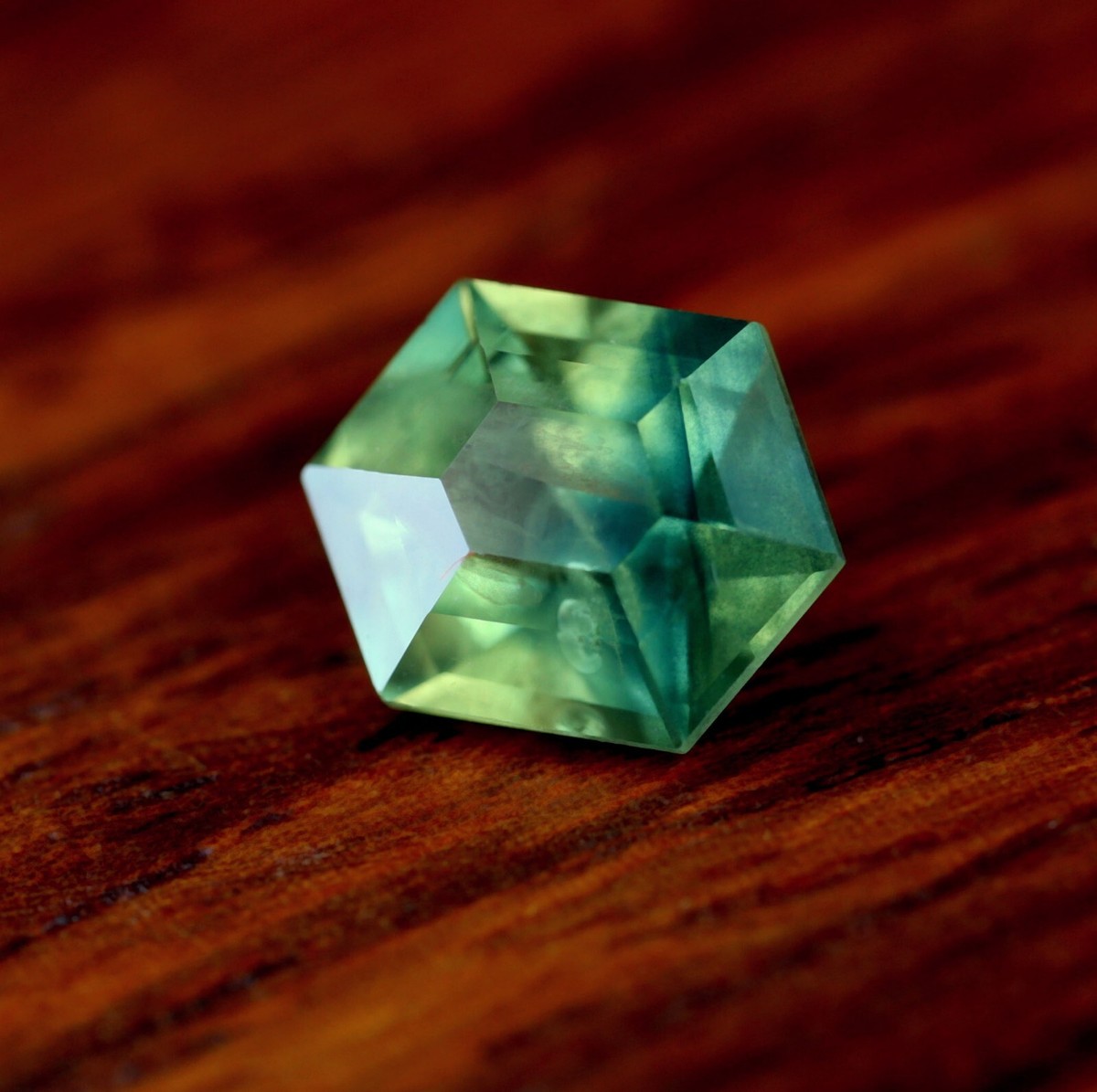RARE ★ SAPHIR BLEU VERT D'AUSTRALIE : 6 mm x 5 mm