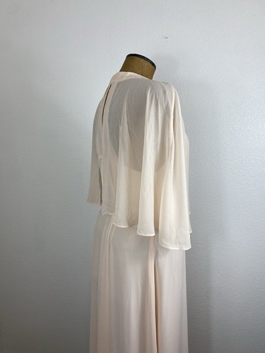 ModCloth Women’s XL NWT Wrapped in Rapture Dress Maxi Halter Chiffon Caped Wrap - Picture 8 of 16