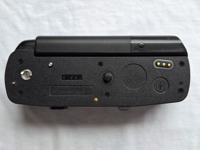 Original Leica Motor Winder R for R4, R5, R6, R7, RE (14208) in