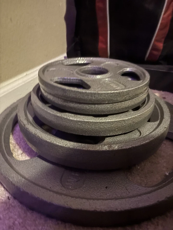 Juego completo de press de banco/sentadillas con pesas y barra (excelente estado) Foto 4 de 4