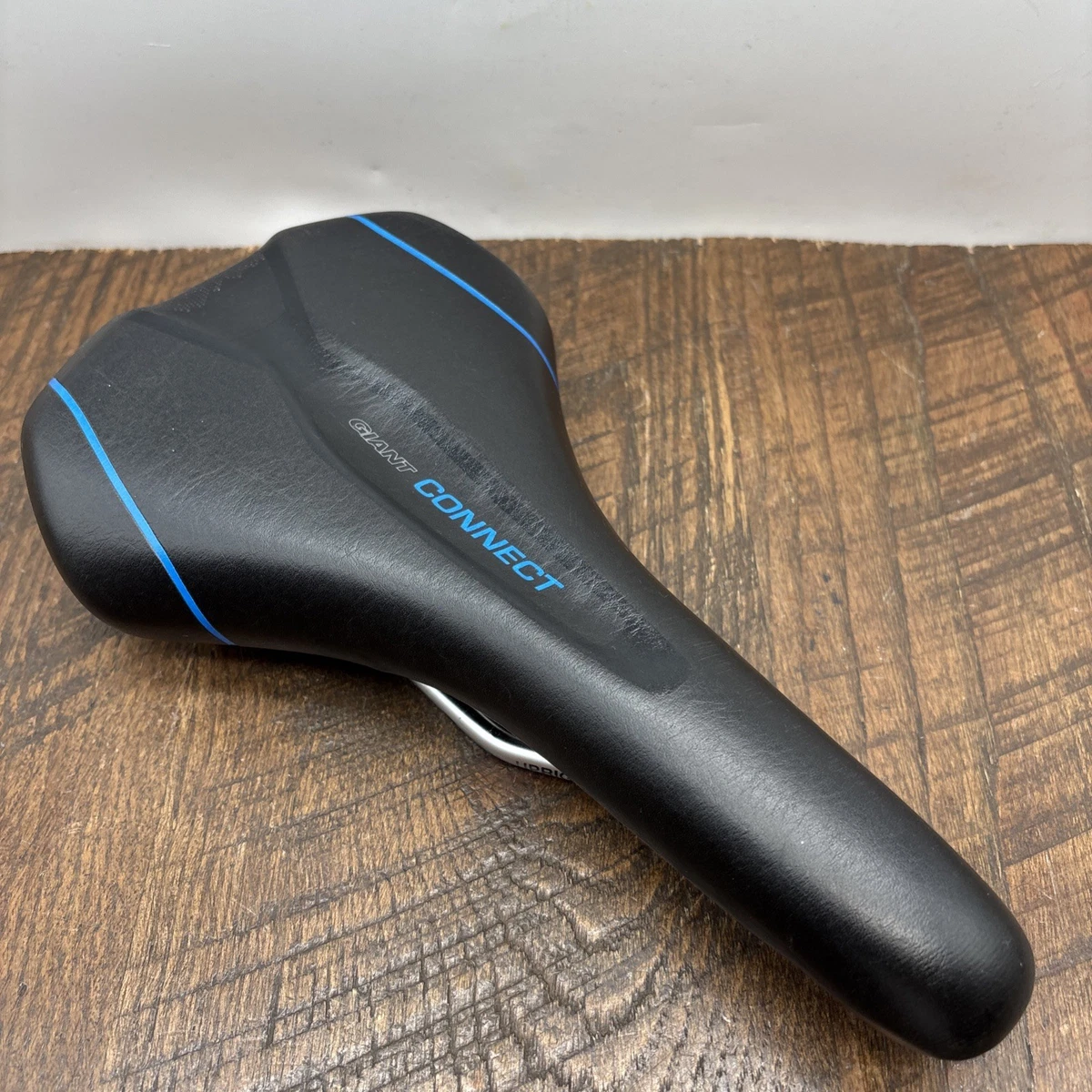 Giant Bicycle Racing Saddles & Seats for Mountain Bike for sale | eBay Giant Bicycle Racing Saddles & Seats for Mountain Bike for sale | eBay