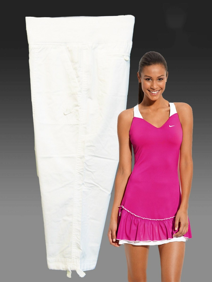 nike ladies cropped trousers