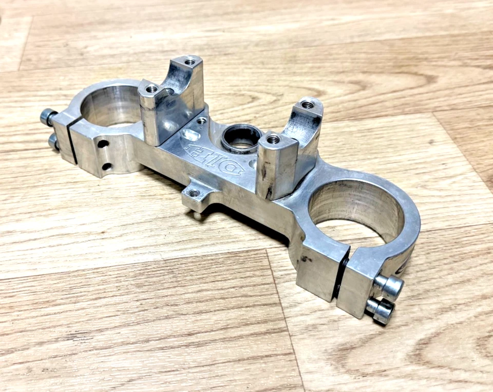 Yamaha YZ250 D1H 2002-2003 Billet aluminio puente superior abrazaderas de barra 1 1/8 Foto 4 de 4