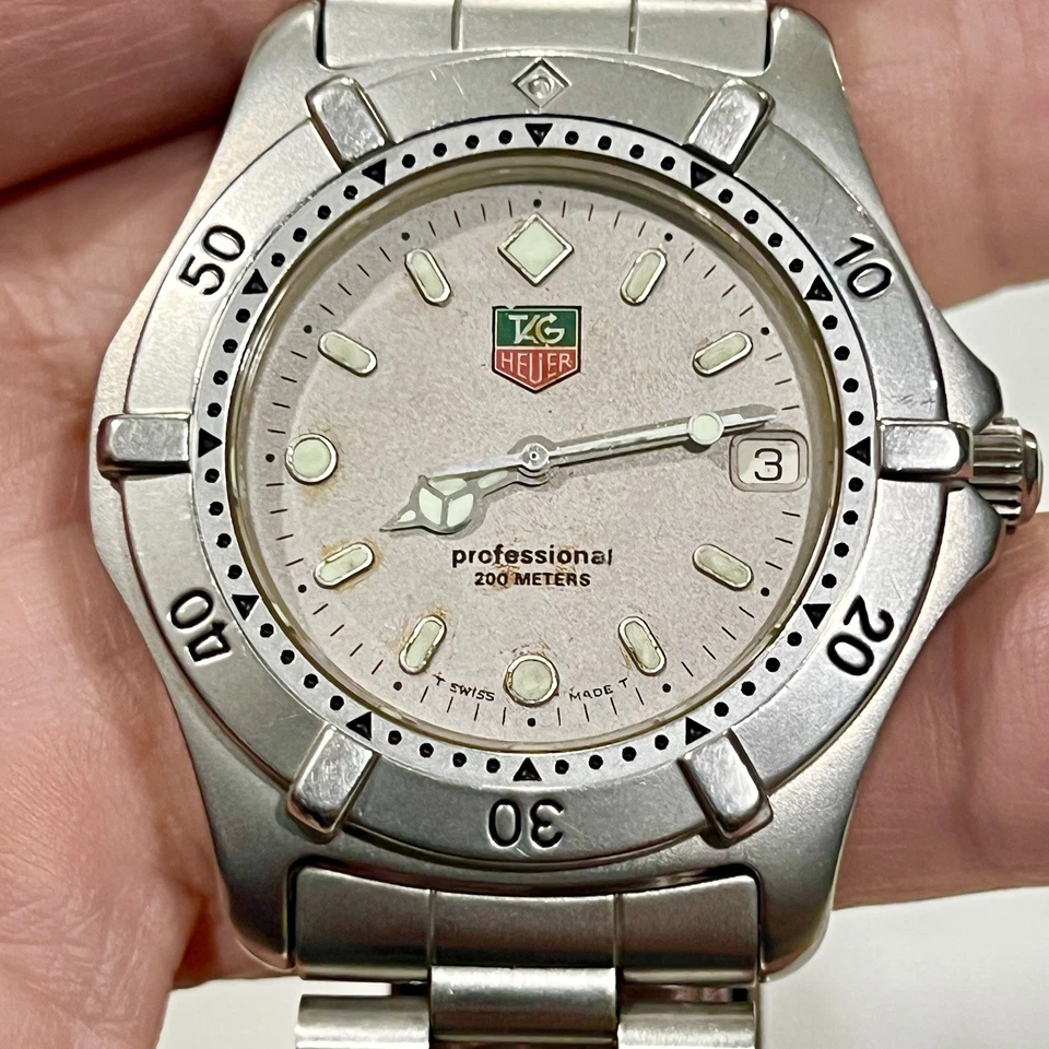 Reloj TAG HEUER Vintage Serie 2000 Acero Inoxidable Cuarzo Tamaño Completo Hombre 41mm’s Foto 2 de 4