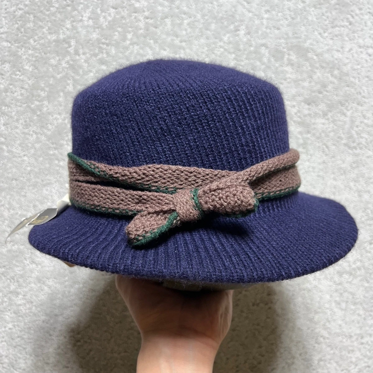 Cloche Blue 1960s Vintage Hats for Women for sale | eBay display picture 1