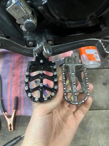 UPTBSFLS For Hon&da CRF50 CRF70 CRF110 XR50 XR70 XR110 Motorcycle Foot Pegs Rests Non-Slip Footpegs Off-road Pedals Pedals(Blue - Foto 2