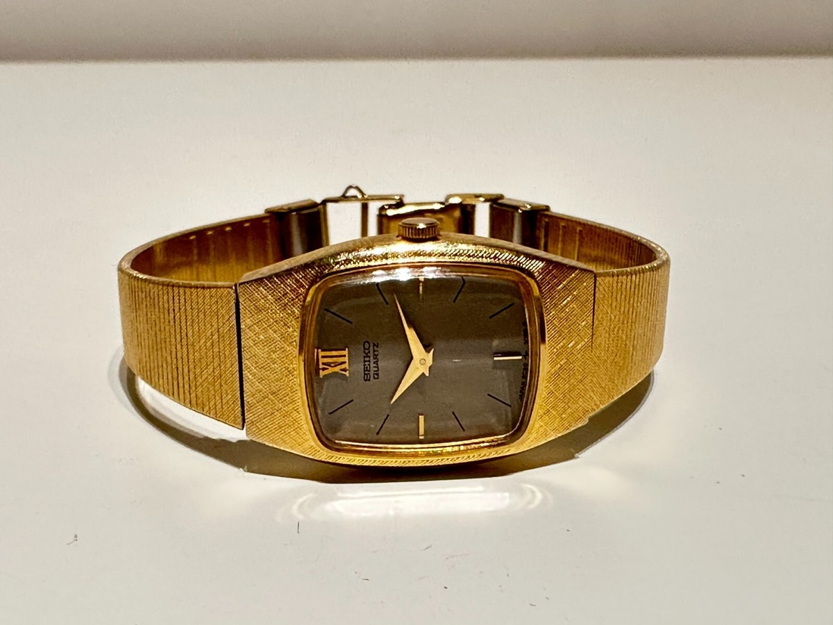 VINTAGE LUXURY RECTANGLE JAPAN GOLD PLATED LADIES QUARTZ  display picture 3