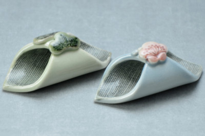 Kyo Kiyomizu Yaki Japanisch Stäbchen Stütze Hashioki 2pcs Rolle Auf Ume Matsu