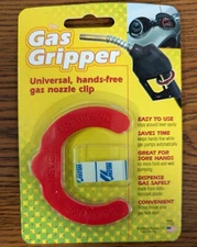 1 piece - THE GAS GRIPPER UNIVERSAL, HANDS-FREE GAS NOZZLE CLIP  NEW IN PACKAGE