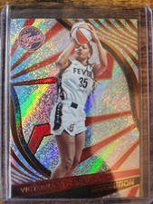 2022 Panini WNBA Revolution Victoria Vivians #78 Indiana Fever