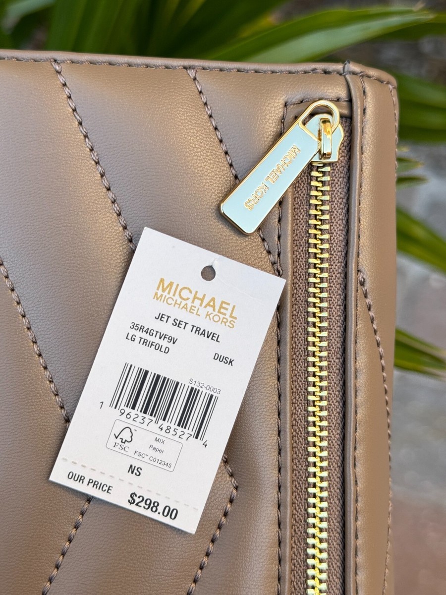 新作★MICHAEL KORS★JET SET TRAVEL LG TRIFOLD 二つ折り財布 MICHAEL KORS JET SET TRAVEL LARGE TRIFOLD WALLET QUILTED