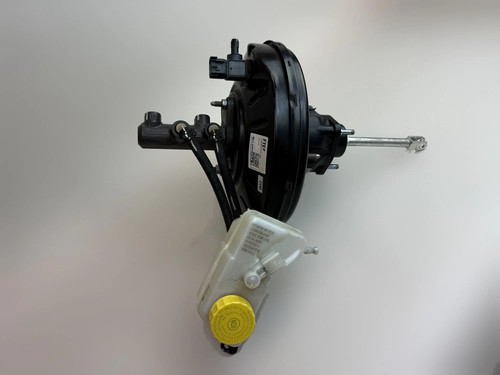 McLaren 570S 2016-2021 Master cylinder P/N 13C0271CP Photo - $133