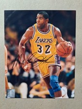 MAGIC JOHNSON BASKETBALL HALL OF FAME LEGEND HAND-SIGNED PHOTOGRAPH (C.O.A.)