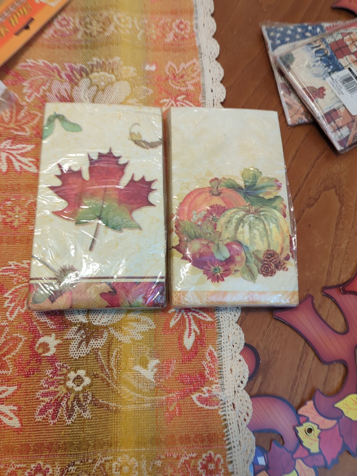 Super Sale! Thanksgiving 30pc Lot Beistle Paper Magic Die-Cuts Book Decorations