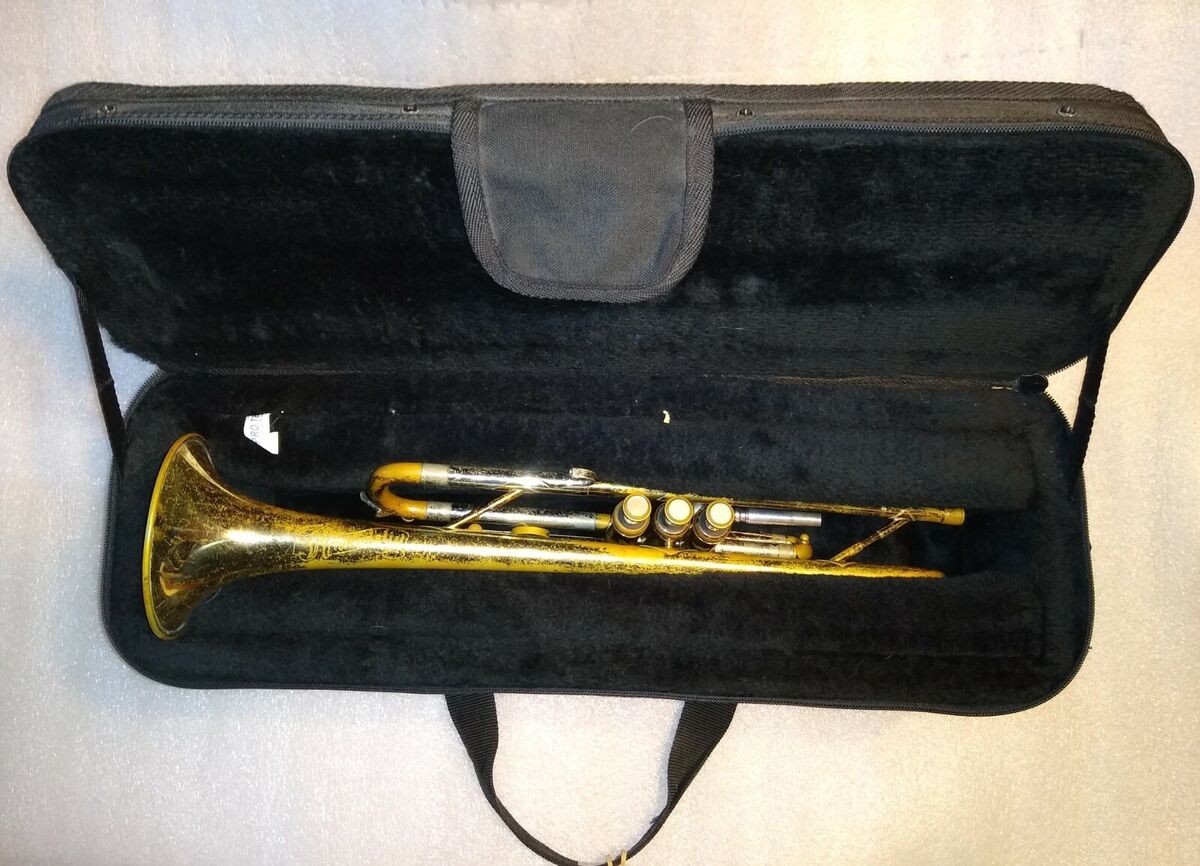 Reynolds Medalist Trumpet, USA, with case & MP, Good Reynolds Medalist Trumpet, USA, with case & MP, Good