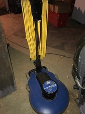 Windsor 2000 Lightning Commercial Floor Polisher