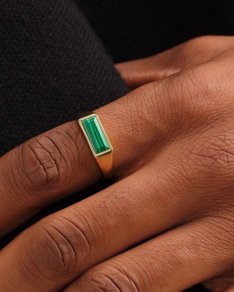 Anillo de sello chapado en oro de plata esterlina 925 con piedras preciosas de malaquita natural para hombre Foto 2 de 4