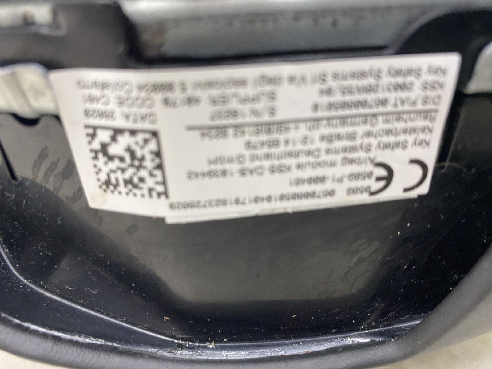 MASERATI LEVANTE OEM FRONT LEFT DRIVERSSIDE STEERING WHEEL AIR SRS BAG