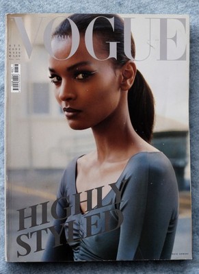 VOGUE ITALIA Special Issue 626 Octo ber 2002 Liya Kebede Cover Giorgio Armani