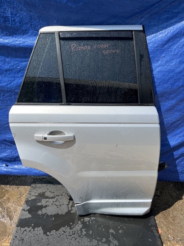12-21 RANGE ROVER SPORT O/S/R REAR DOOR COMPLETE NO DOOR CARD GREY TINTED GLASS