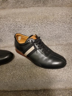Men's Black White Striped Leather Lace Up Casual Sneakers