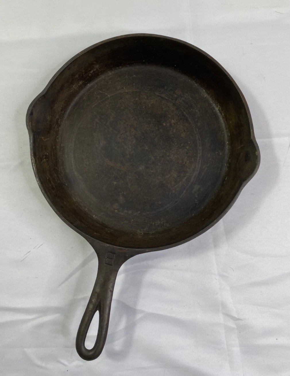 Vintage Griswold No. 8 Cast Iron Skillet Model 704H Large Block Logo