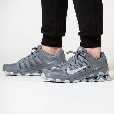 Nike Reax 8 TR Mesh Herren Sportschuhe Grau Größe UK 8,9,9,5,10,10,5,11,11,5,12