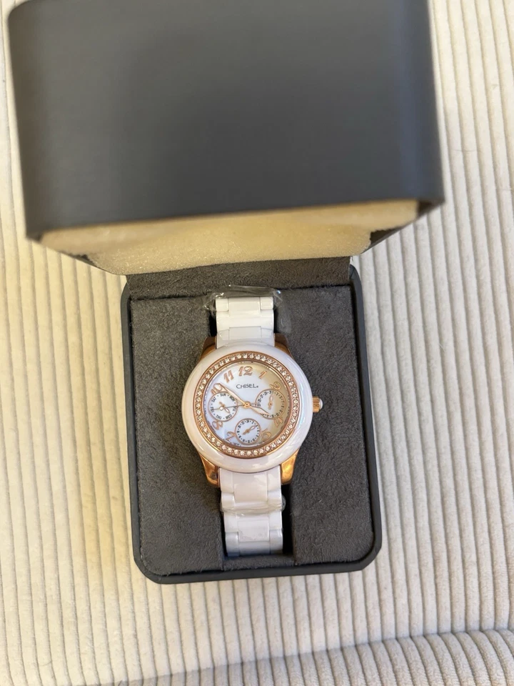 Reloj de cerámica con esfera blanca chapada en IP rosa cincel para dama Foto 2 de 4