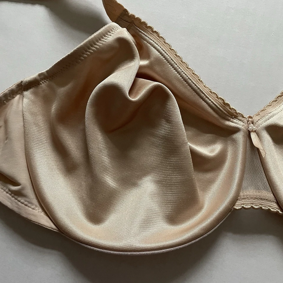 Sutiã Wacoal 40DD cetim nude sem forro - Imagem 3 de 4