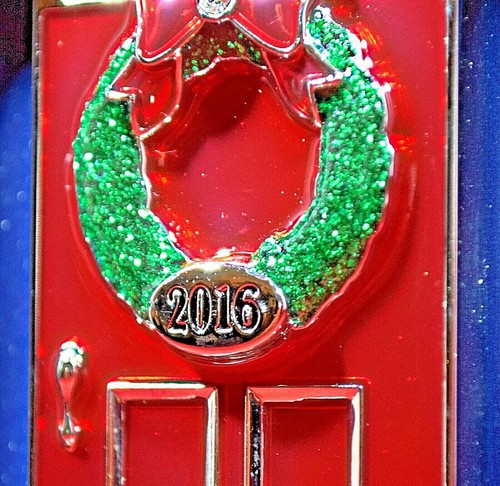 ORNAMENTO DE VACACIONES REGENT SQUARE STUDIO DISEÑO PRIMERA NAVIDAD 2016 brilla en la oscuridad - Imagen 6 de 9