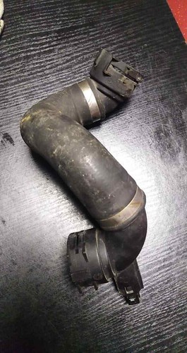 BMW E90 330i Kühler Wasserschlauch 7532493