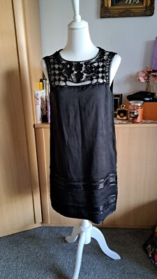 Philosophy by Albertta Ferretti schwarzes  Seiden Kleid mit Perlen Gr. 36/38