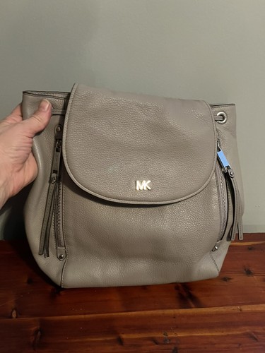 Michael Kors Backpack Junie Gray Pebbled Leather Drawstring Wow! - Picture 6 of 7