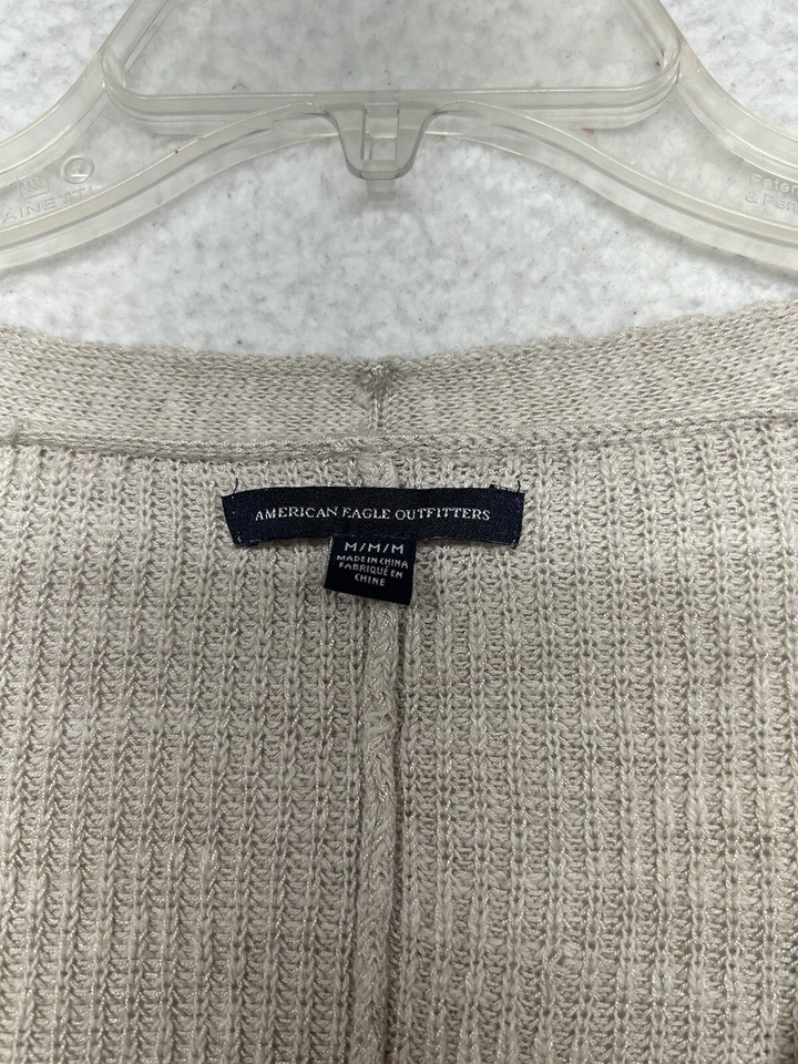 American Eagle Sweater Womens M Medium Beige Cardigan Short Sleeve V Neck Button - Image 3 of 4