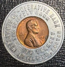 ENCASED COIN 1971 D LINCOLN CENT MERCHANTS CO-OPERATIVE BANK BOSTON MASS.-MAR331