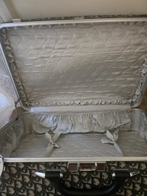 Preços baixos em Bagagem de viagem Dior | eBay