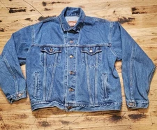 International Denim trucker Jacket Mens Large Blue Button Pockets Milestone's 