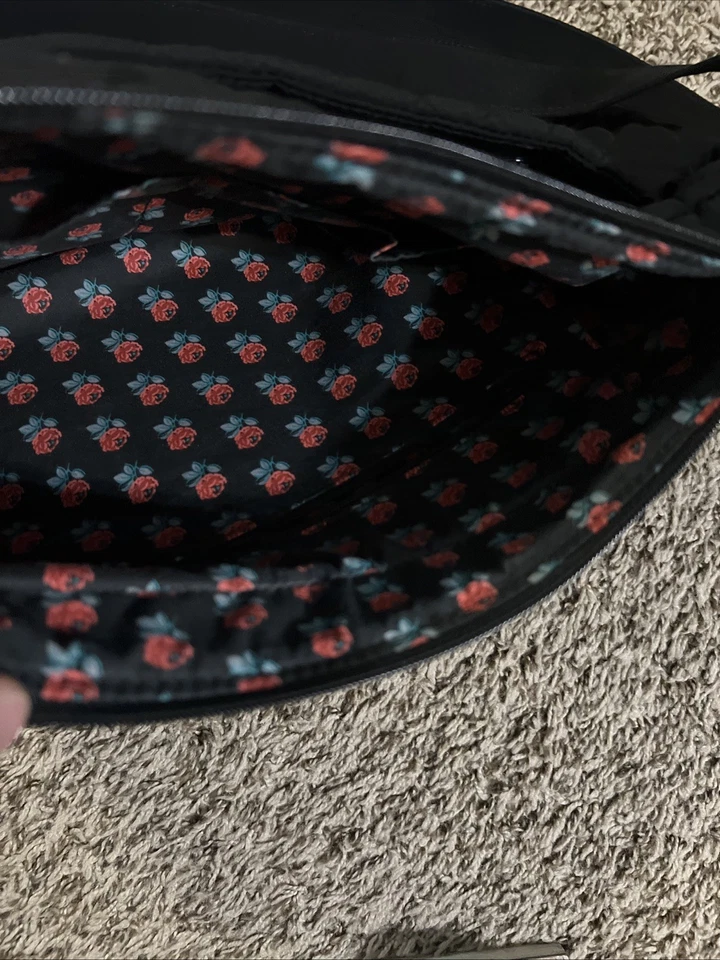 Vera Bradley Black Quilted Crossbody Bag - Red Inside - 12in x 10 - Image 4 of 4