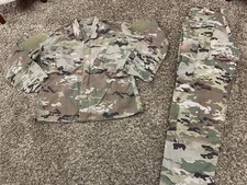 NWOT USGI Army Multicam OCP Combat Coat and Trousers Medium Regular Set FR