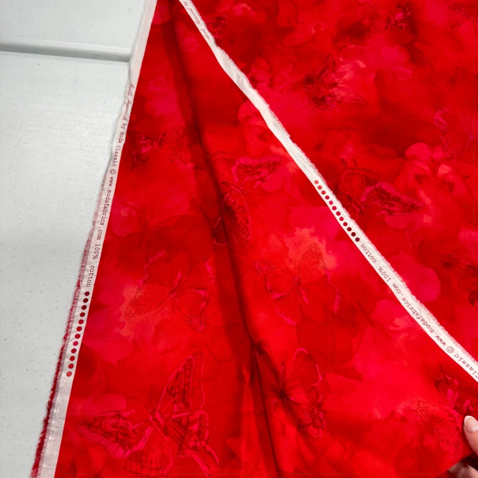 moda cotton quilting fabric red tie dye butterflies 43x65 1.8 yards - Image 3 of 4