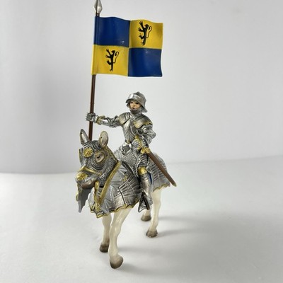 Schleich Knight Flag Bearer On White Horse With Sword 70008 Blue