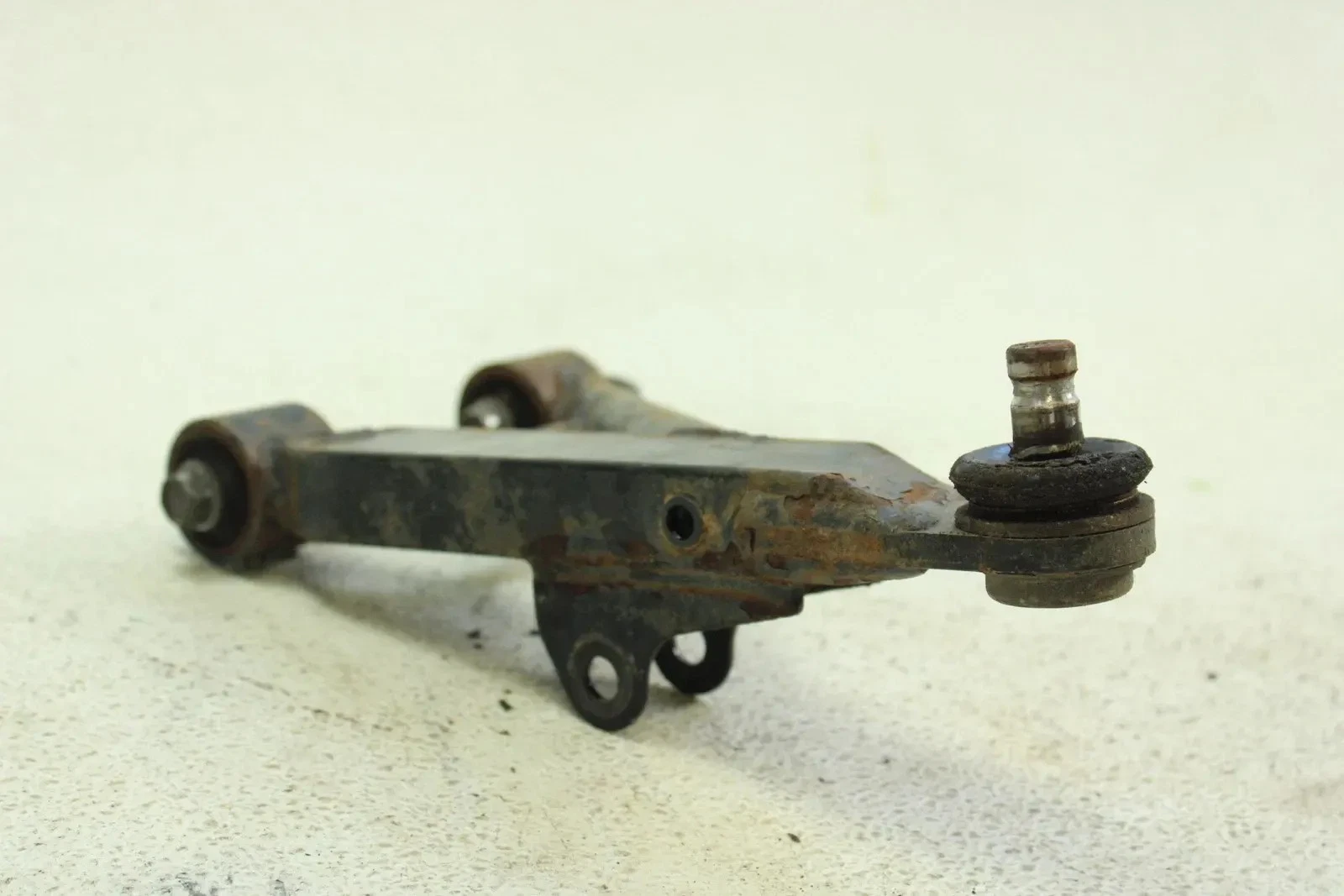 2007 Suzuki Eiger LTA400 OEM Front Upper Left Control Arm B4473 52440-38830