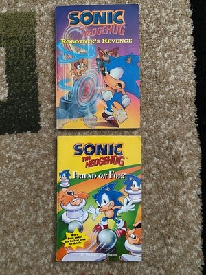 VINTAGE Lot of 2 Sonic The Hedgehog Books Robotniks Revenge & Friend of Foe Sega